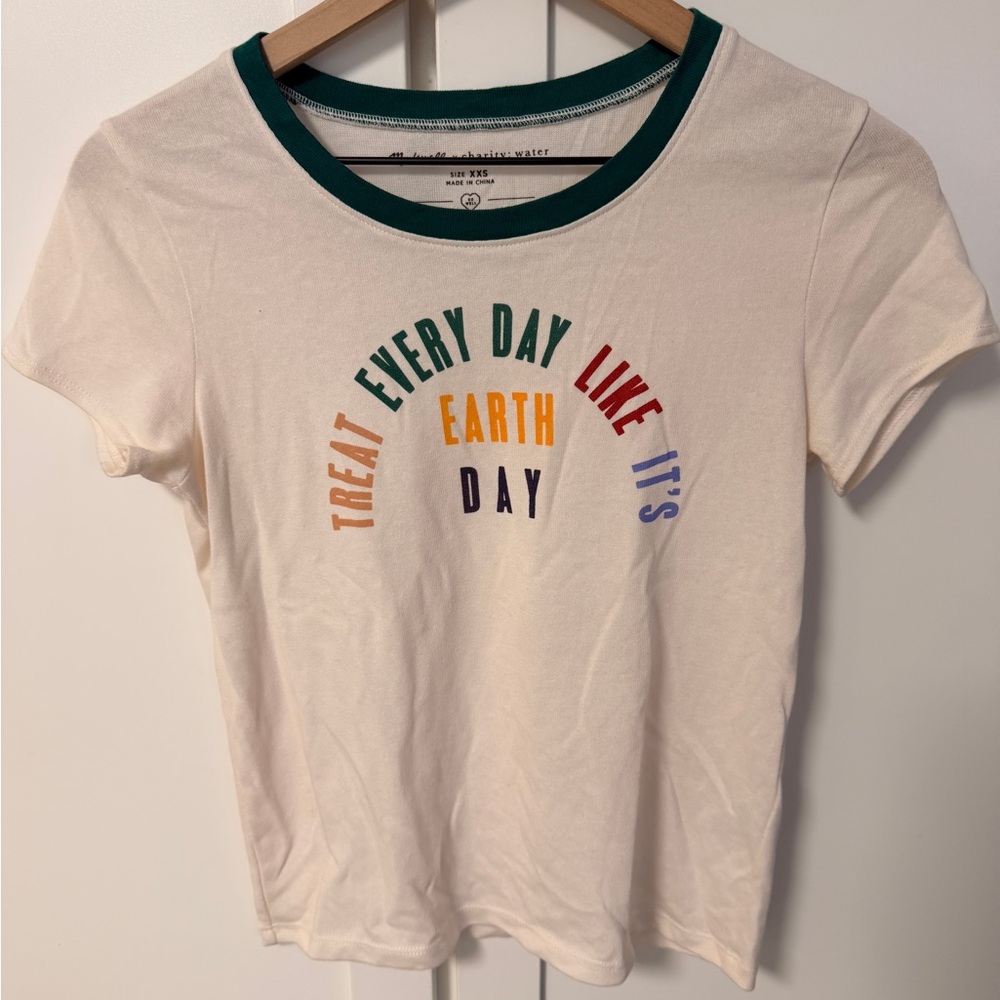 Madewell Cream Tee with Green Trim, Earth Day
